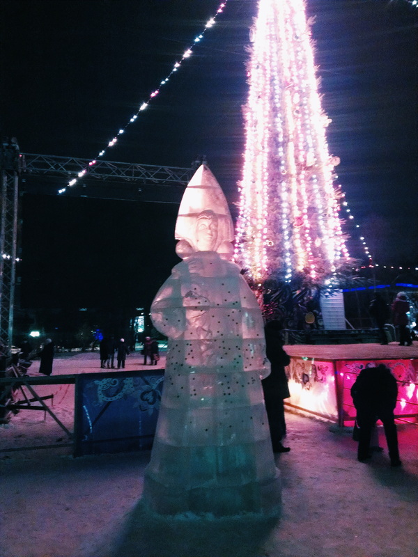 Ice sculpture of Snegurochka